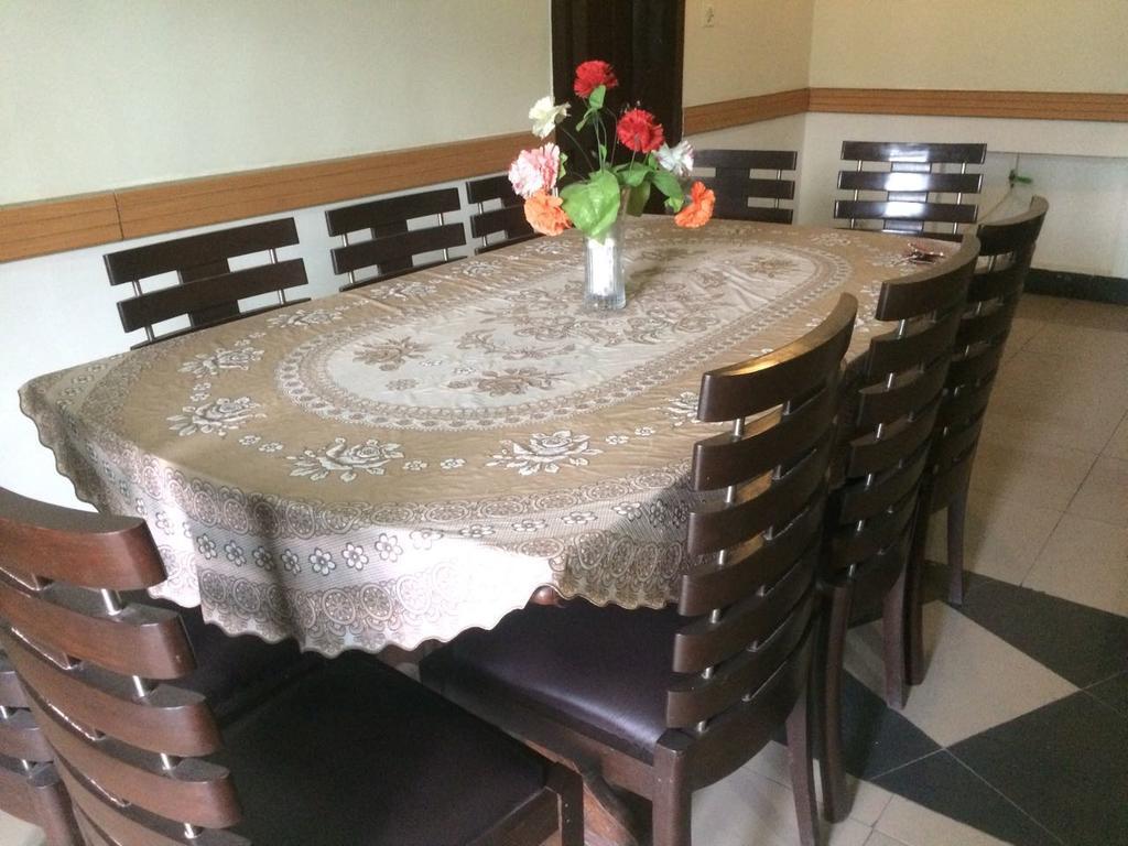 Amyl'S Garden Guest House อิสลามาบัด ภายนอก รูปภาพ