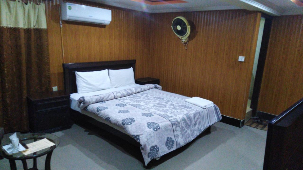 Amyl'S Garden Guest House อิสลามาบัด ภายนอก รูปภาพ